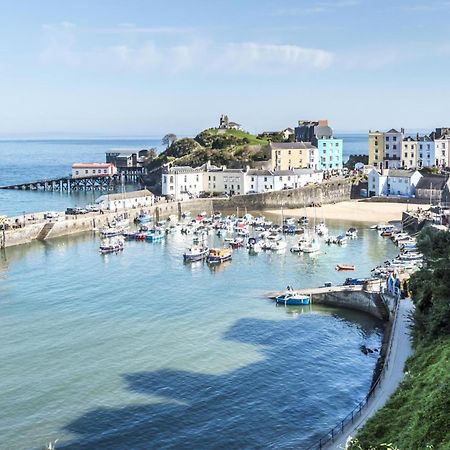 Sea Legs - 2 Bedroom Apartment - Tenby Exterior photo